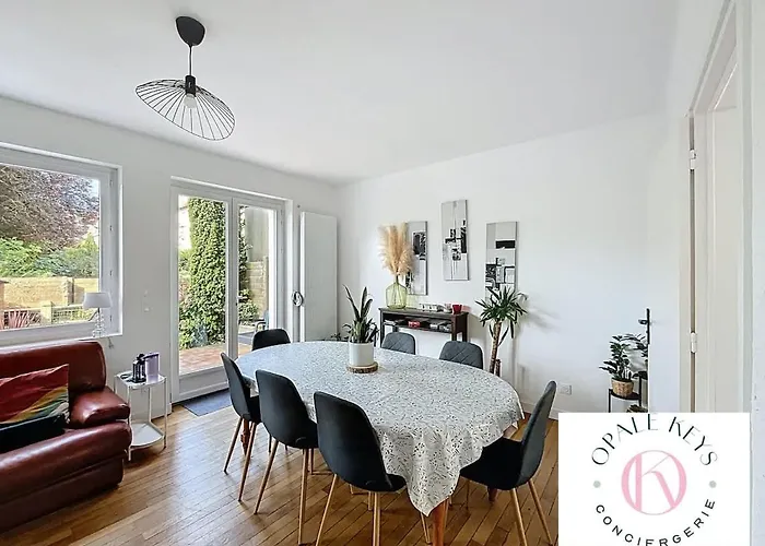 Nyaraló Le Citadelle - Maison Familiale Avec Garage A Calais